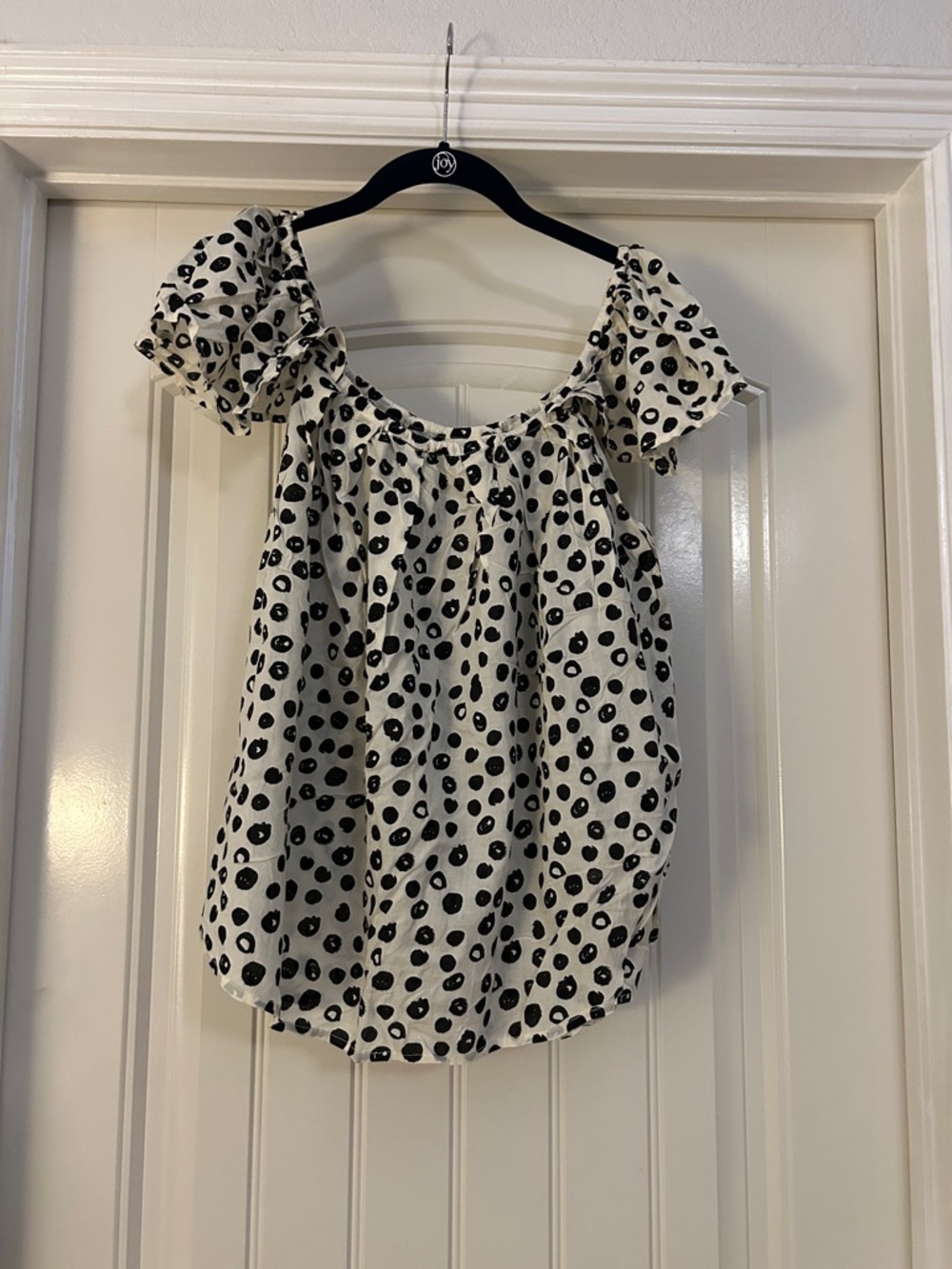 Maeve - Black & White Flutter Sleeve Top - Size S